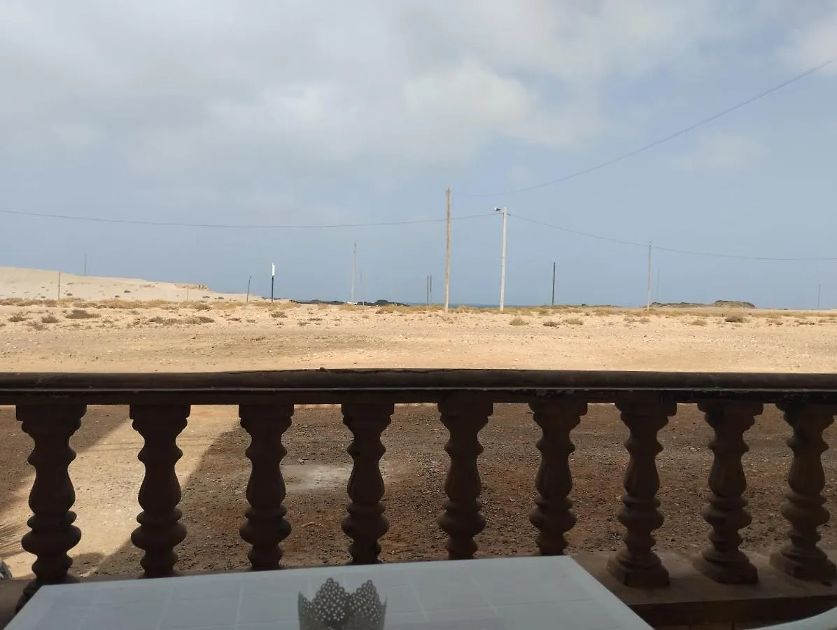 סאל ריי Comfortable And Spacious Apartment With Ocean Views Of Cabral Beach סאל ריי