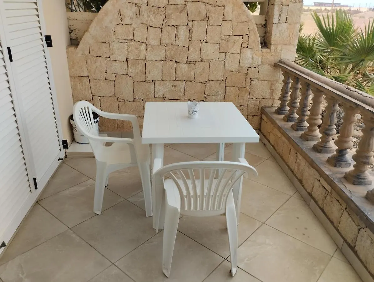 סאל ריי Comfortable And Spacious Apartment With Ocean Views Of Cabral Beach